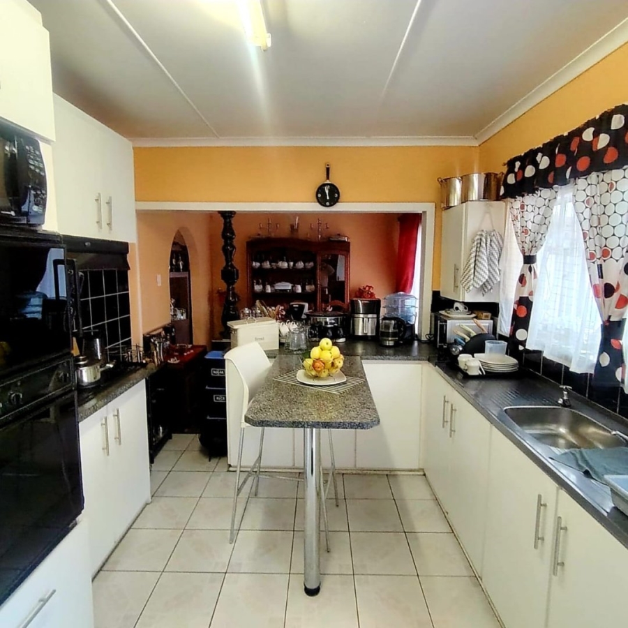 4 Bedroom Property for Sale in Amalinda Eastern Cape